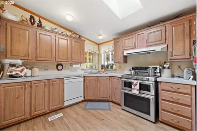 32402 Shoop Ln, Hermiston, OR 97838 - Photo 11