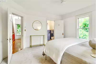 902 NE Thompson St, Portland, OR 97212 - Photo 17