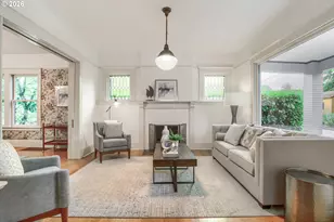902 NE Thompson St, Portland, OR 97212 - Photo 7