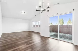 1850 SE Mulberry Ave, Dallas, OR 97338 - Photo 3