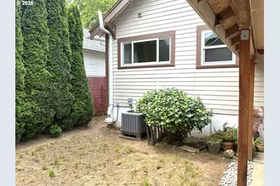 4757 N Vanderbilt St, Portland, OR 97203 - Photo 29