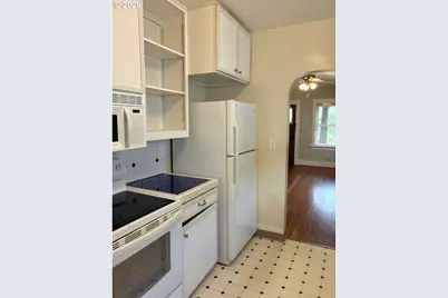 4757 N Vanderbilt St, Portland, OR 97203 - Photo 17
