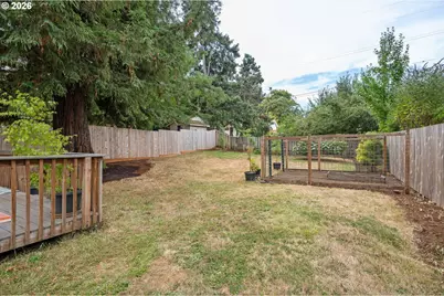 2936 Olive St, Eugene, OR 97405 - Photo 39