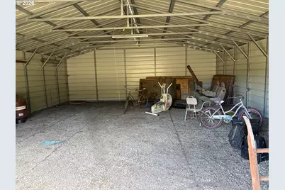 9006 Scotts Valley Rd, Yoncalla, OR 97499 - Photo 19