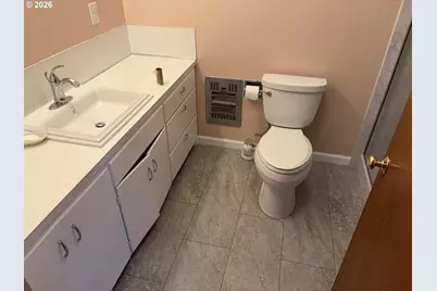 9006 Scotts Valley Rd, Yoncalla, OR 97499 - Photo 13