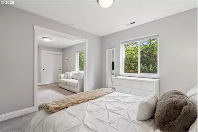 1919 NW Runnymeade Ct, Portland, OR 97229 - Photo 31