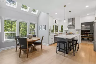 1919 NW Runnymeade Ct, Portland, OR 97229 - Photo 15