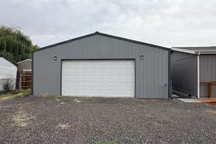 310 SE Greenwood St, Irrigon, OR 97844 - Photo 11