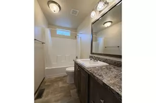 310 SE Greenwood St, Irrigon, OR 97844 - Photo 9