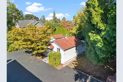 2138 SE 76th Ave, Portland, OR 97215 - Photo 13