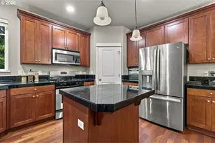 16495 SW Emerald View St, Beaverton, OR 97007 - Photo 9