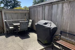 1340 9th St, Florence, OR 97439 - Photo 13