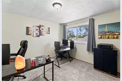 1340 9th St #1, Florence, OR 97439 - Photo 7
