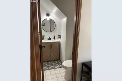 1340 9th St #1, Florence, OR 97439 - Photo 15