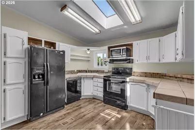 12450 SW Fischer Rd #268, Portland, OR 97224 - Photo 17