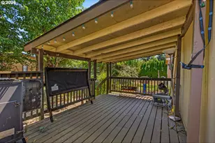 12450 SW Fischer Rd, Portland, OR 97224 - Photo 29