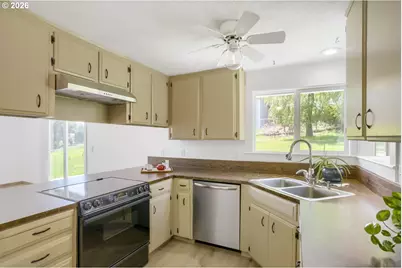 14705 SW 139th Ave, Portland, OR 97224 - Photo 17