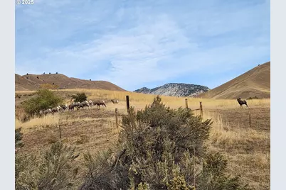34559 Snake River Rd, Huntington, OR 97907 - Photo 23