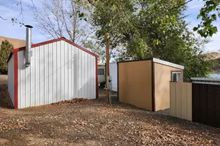 34559 Snake River Rd, Huntington, OR 97907 - Photo 27