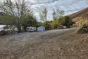 34559 Snake River Rd, Huntington, OR 97907 - Photo 19