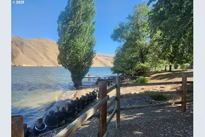 34559 Snake River Rd, Huntington, OR 97907 - Photo 5