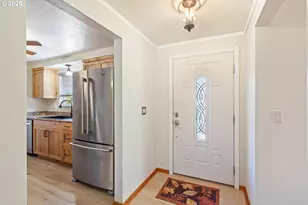 490 Char St, Roseburg, OR 97471 - Photo 5