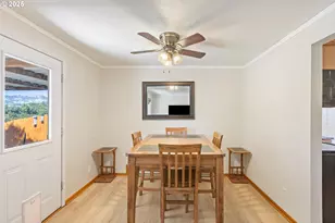 490 Char St, Roseburg, OR 97471 - Photo 13