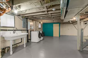 2417 NE 10th Ave, Portland, OR 97212 - Photo 31