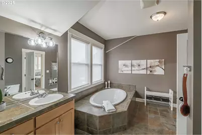 1390 Gwinn St, Monmouth, OR 97361 - Photo 19