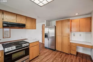 2067 SW Oleander St, McMinnville, OR 97128 - Photo 17