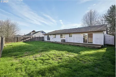2067 SW Oleander St, McMinnville, OR 97128 - Photo 31