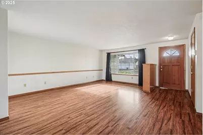 2067 SW Oleander St, McMinnville, OR 97128 - Photo 3