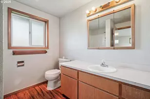 2067 SW Oleander St, McMinnville, OR 97128 - Photo 29