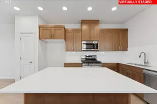 3547 SW 209th Ave, Hillsboro, OR 97129 - Photo 3