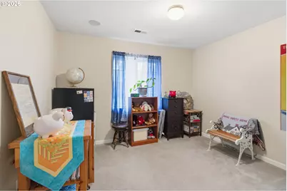 1137 Ash Grove Loop, Creswell, OR 97426 - Photo 19