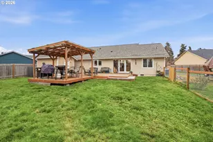 1137 Ash Grove Loop, Creswell, OR 97426 - Photo 41