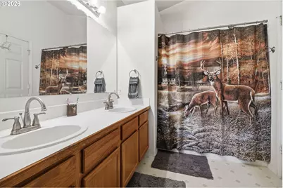 1137 Ash Grove Loop, Creswell, OR 97426 - Photo 37