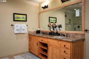 31250 E Collins Lake Rd, Government Camp, OR 97028 - Photo 19