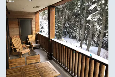 31250 E Collins Lake Rd #6, Government Camp, OR 97028 - Photo 5