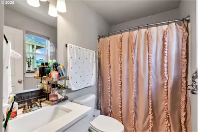 1722 NE 80th Ave, Portland, OR 97213 - Photo 17