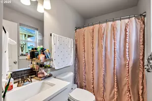 1722 NE 80th Ave, Portland, OR 97213 - Photo 17