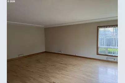 19531 Central Point Rd, Oregon City, OR 97045 - Photo 9