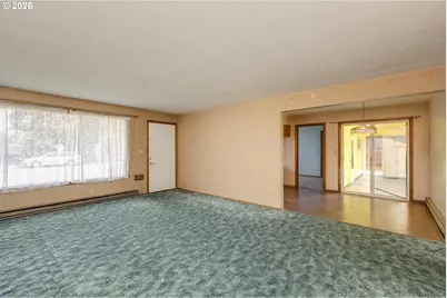 252 NW 14th St, McMinnville, OR 97128 - Photo 3