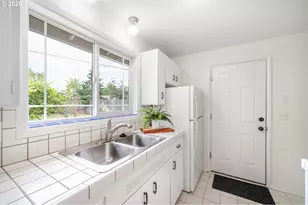 820 E 35th Ave, Eugene, OR 97405 - Photo 25