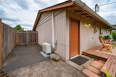 820 E 35th Ave, Eugene, OR 97405 - Photo 41