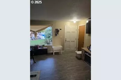 220 Gardenia Dr, Salem, OR 97303 - Photo 5