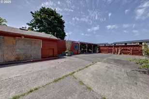 3162 Marine Dr, Astoria, OR 97103 - Photo 11