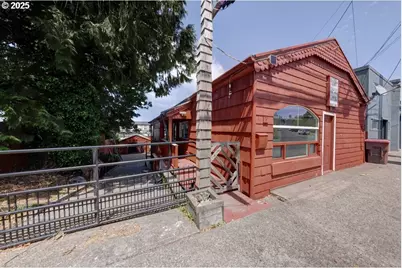 3162 Marine Dr, Astoria, OR 97103 - Photo 1