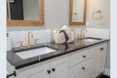 7882 SW Cinnabar, Wilsonville, OR 97070 - Photo 41