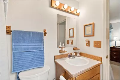 5295 Red Leaf Dr, Salem, OR 97306 - Photo 23